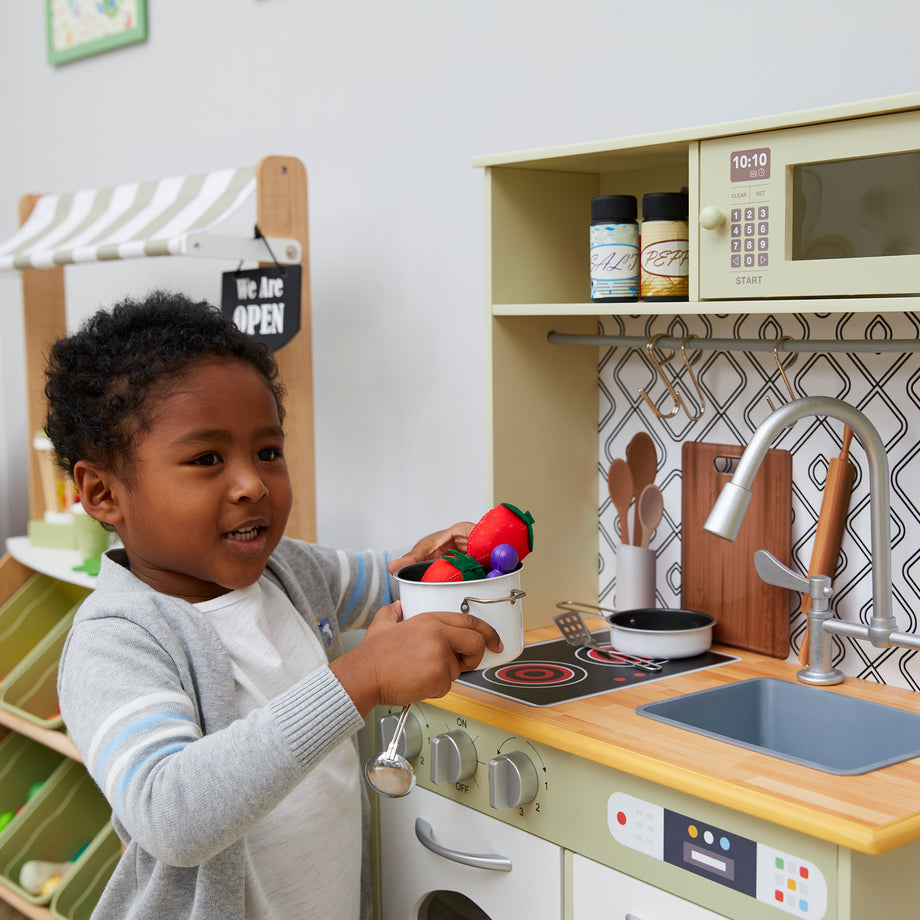 Baby 2025 play kitchen