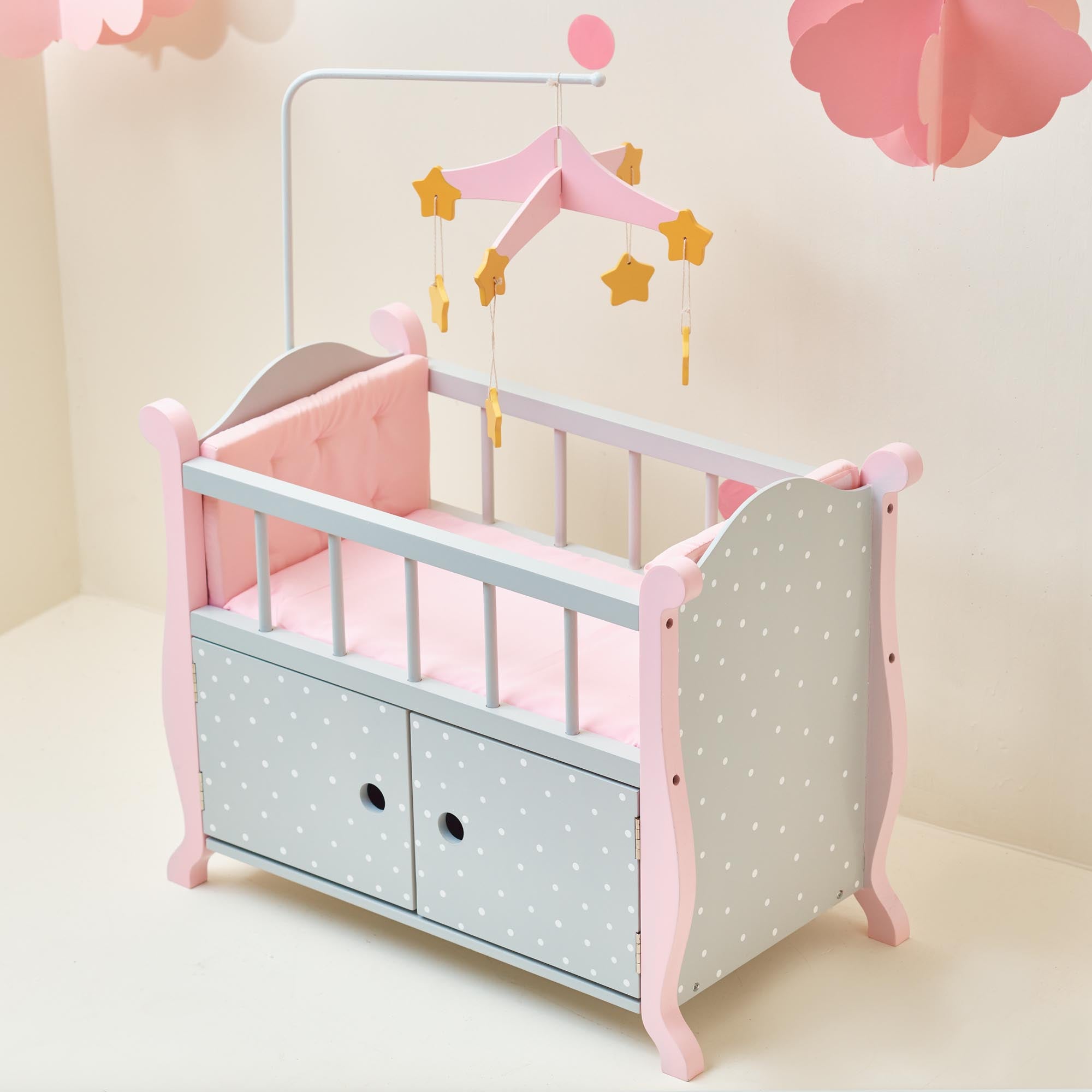 Olivia's Little World Lit Berceau Poupon Polka Dots Princess Gris Et Rose Avec Mobile Musical - TD-0206AG Lit Poupée Avec Mobile étoiles Olivia's Little World Lit Berceau Poupon Polka Dots Princess Gris Et Rose Avec Mobile Musical - TD-0206AG Lit Poupée Avec Mobile étoiles